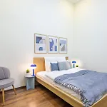 - New - Large Appartement