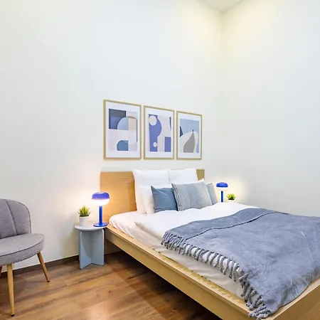 - New - Large Apartman