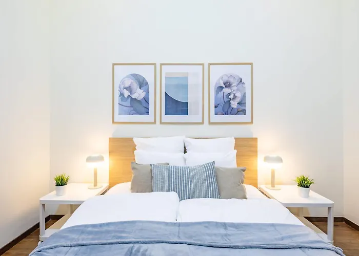 - New - Large Apartamento *
