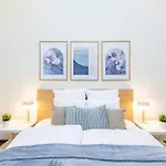- New - Large Apartament *